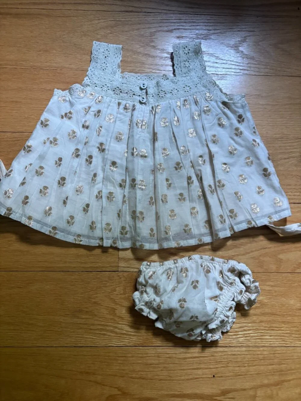 Bonjour Diary Top + Panty Set in Ivory & Gold Flowers — 6Y — EUC
